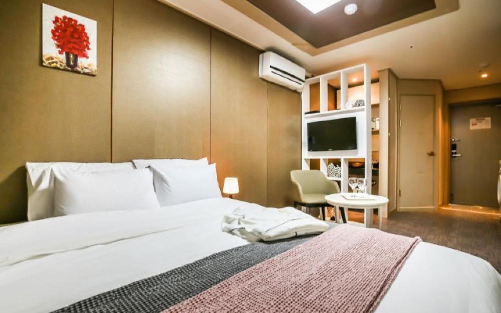 residence hotel line