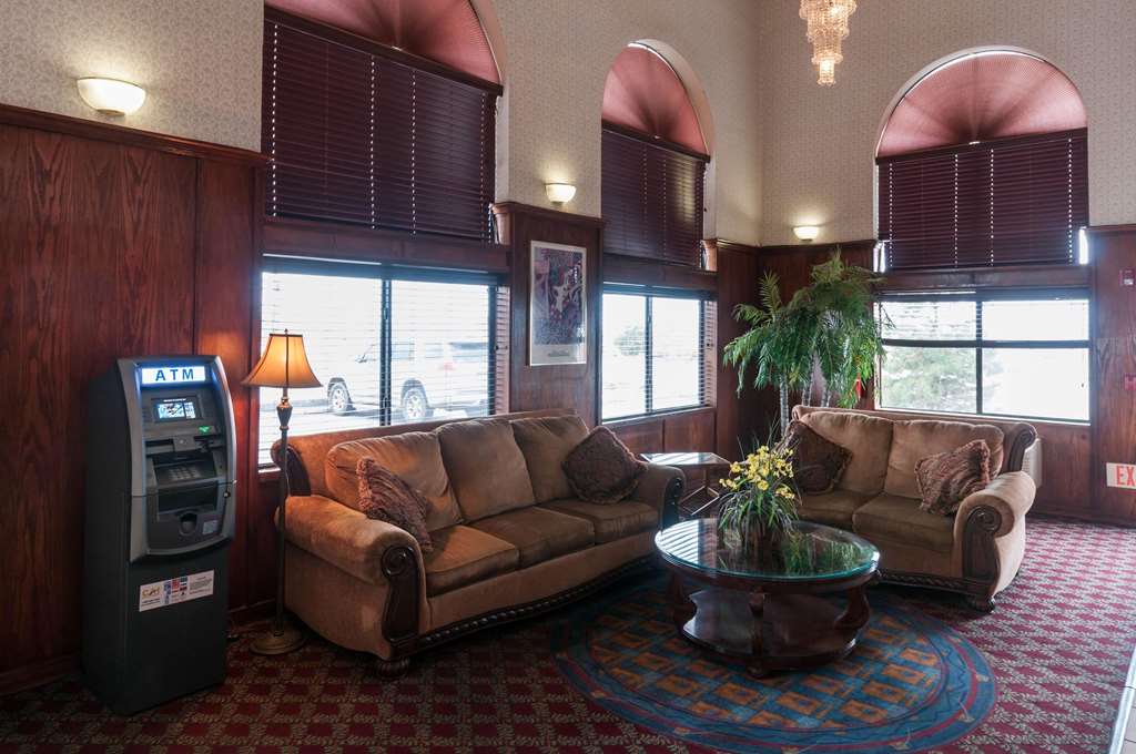 quality suites albuquerque airport