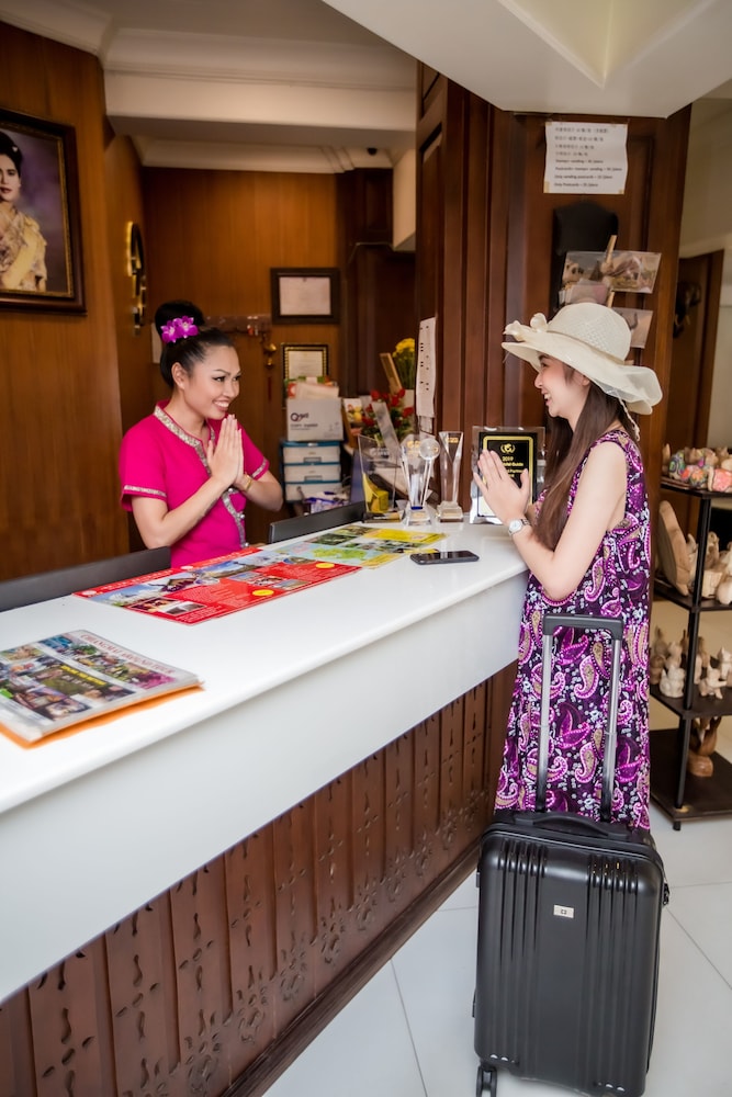 chiang roi 7 days inn