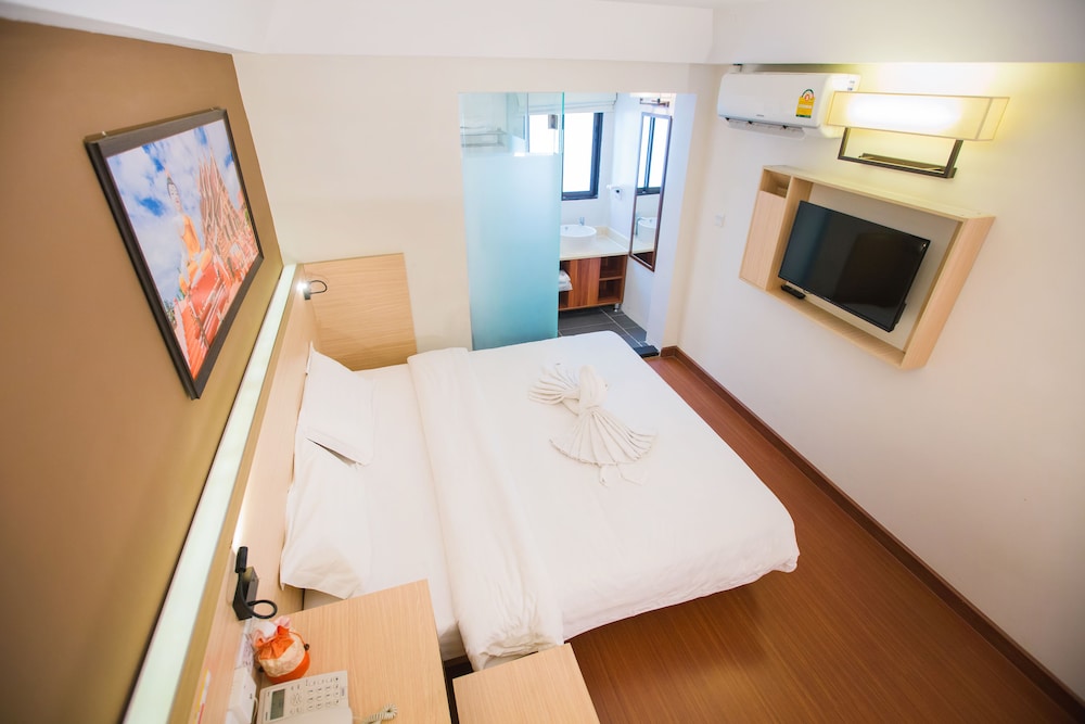 chiang roi 7 days inn