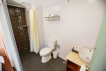 chiang roi 7 days inn