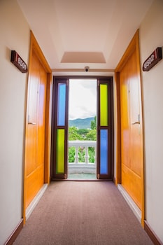 chiang roi 7 days inn