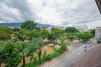 chiang roi 7 days inn