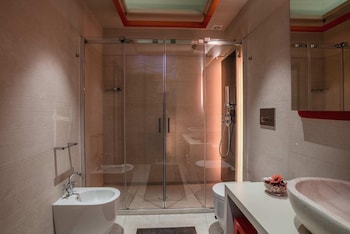 via veneto prestige rooms