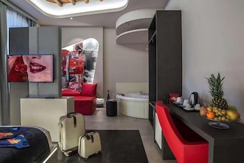 via veneto prestige rooms