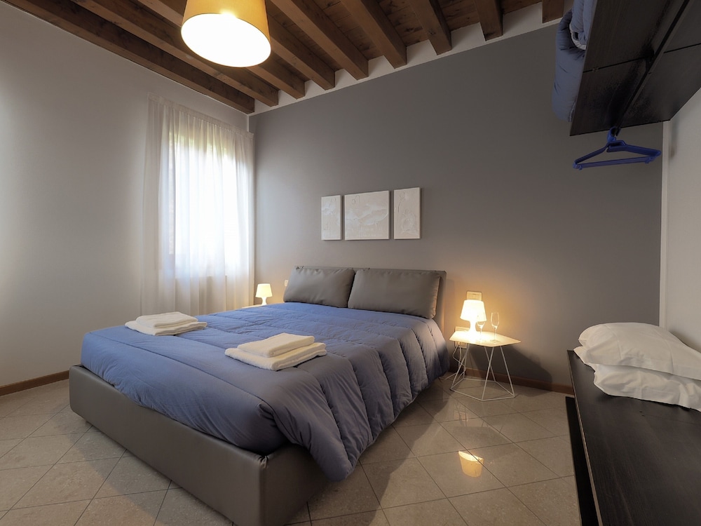 venetian style 1