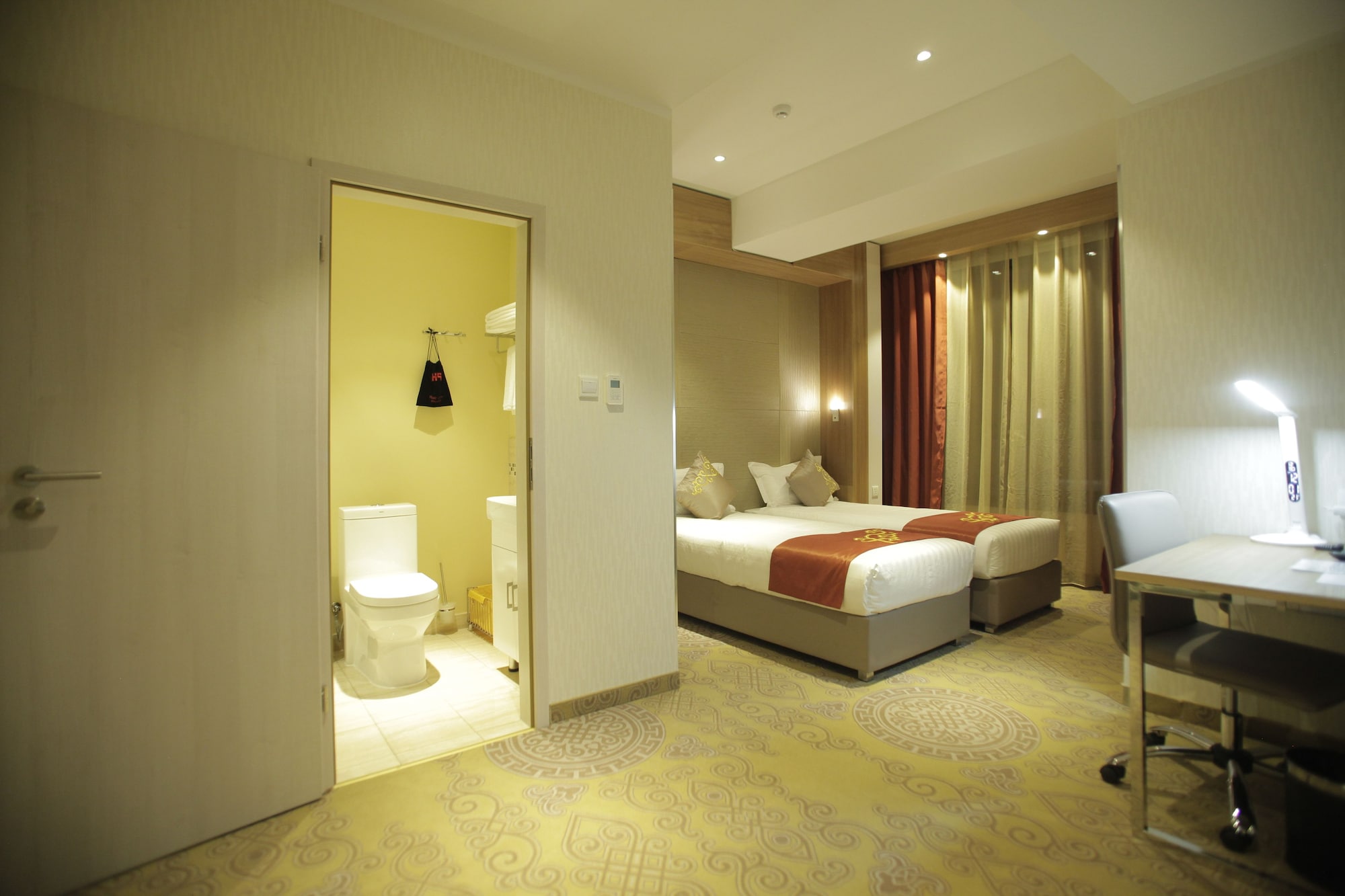 hotel nine