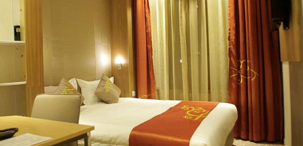 hotel nine