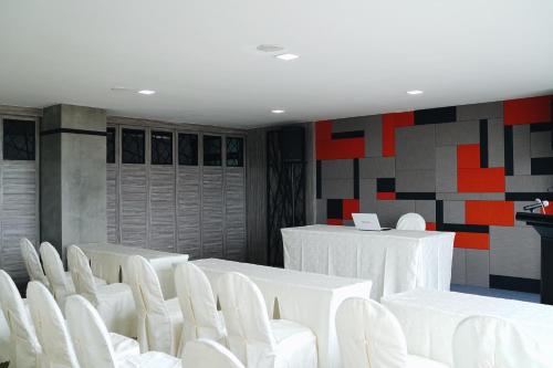 de v loft hotel