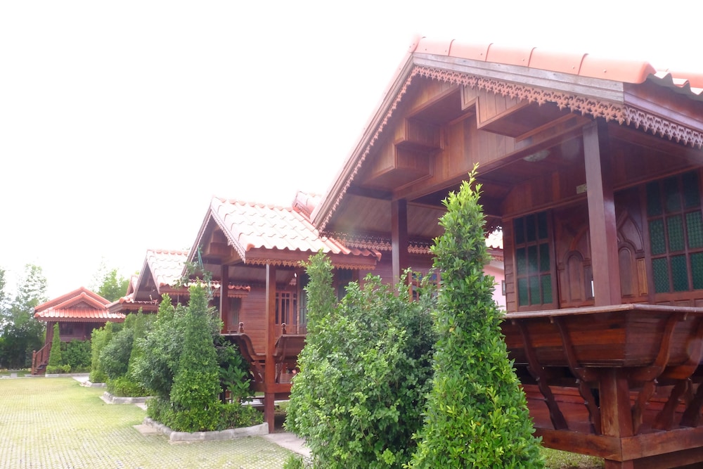 banmai hom resort