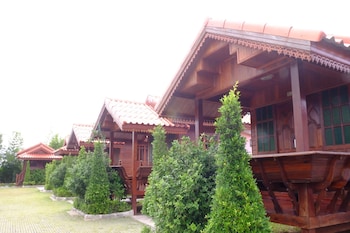 banmai hom resort