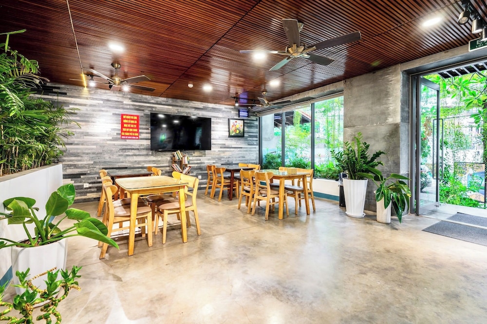 john boutique villa