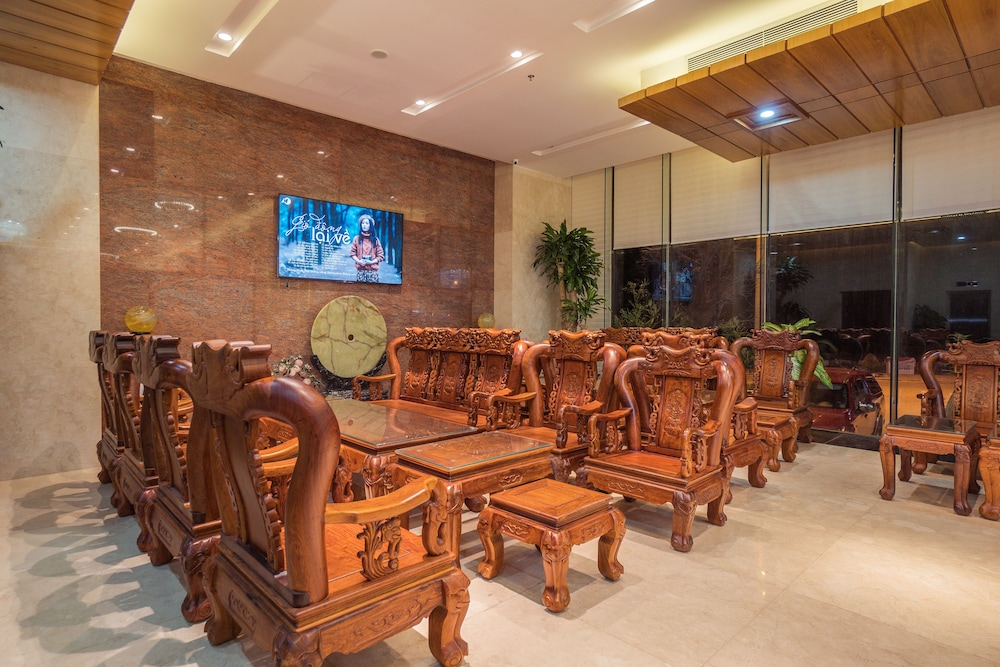 vinh hoang hotel