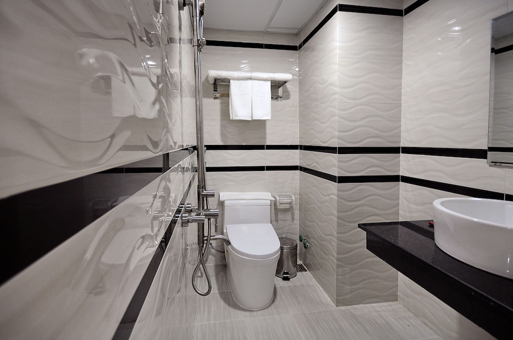 iridescent clouds hotel