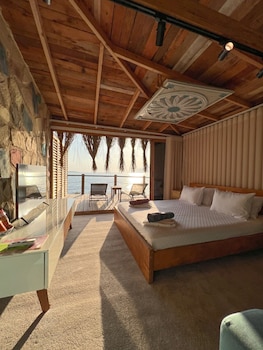 mandalina luxury suites