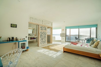 mandalina luxury suites