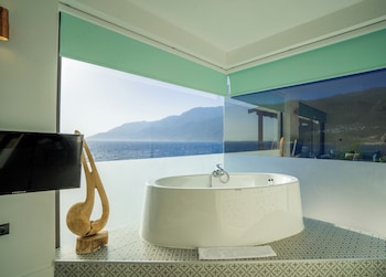 mandalina luxury suites