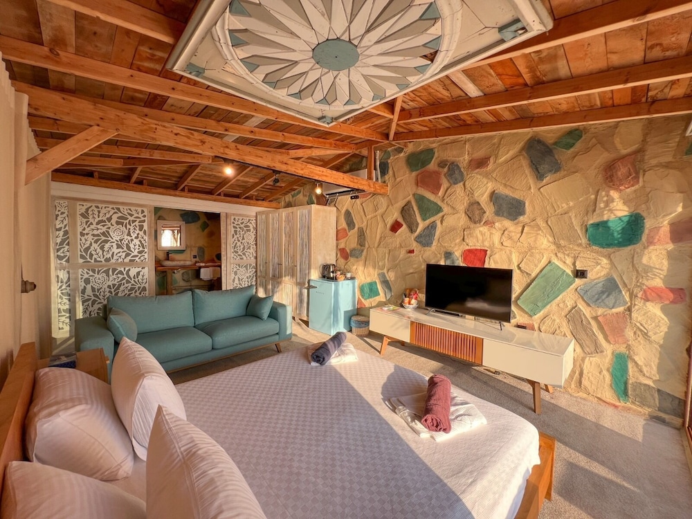 mandalina luxury suites