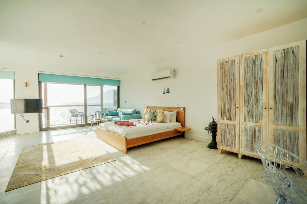 mandalina luxury suites