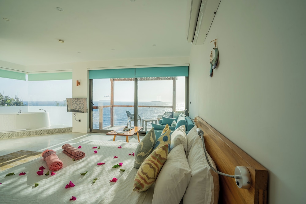 mandalina luxury suites