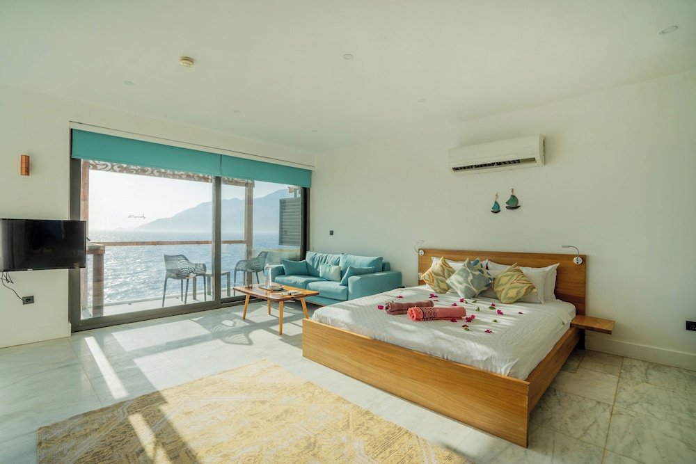 mandalina luxury suites