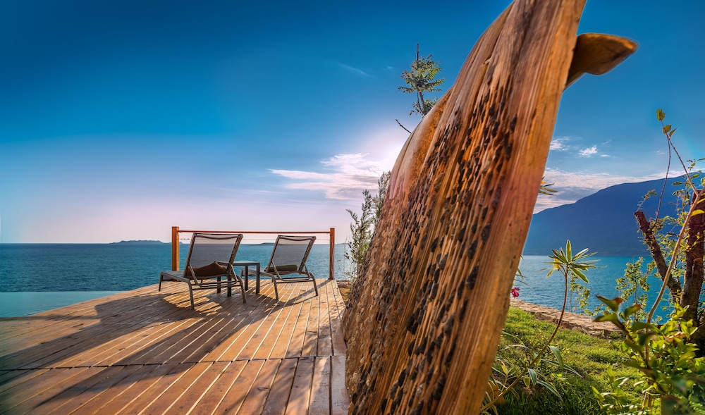 mandalina luxury suites