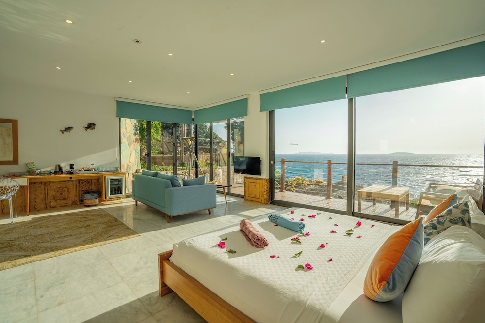 mandalina luxury suites
