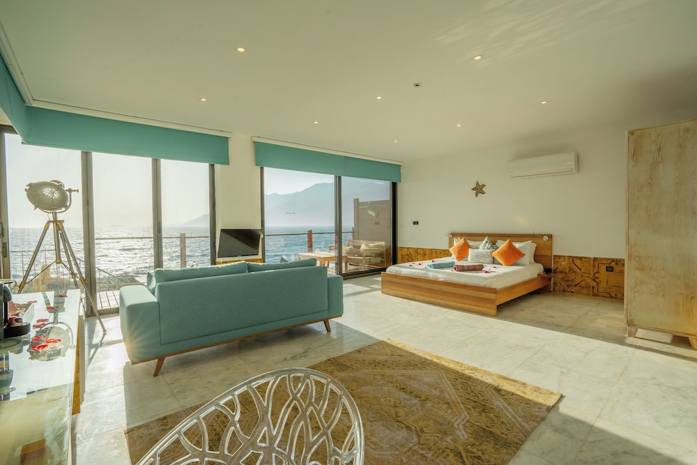 mandalina luxury suites