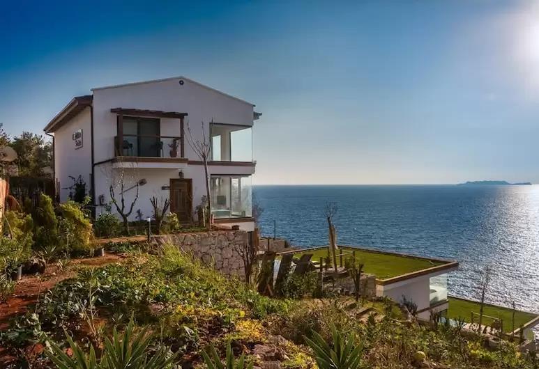 mandalina luxury suites