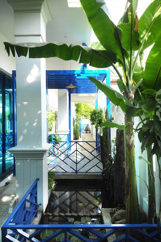 cavilla hotel and apartment