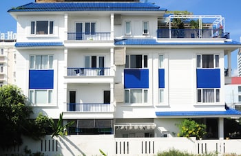 cavilla hotel and apartment