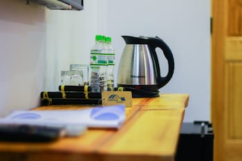 cavilla hotel and apartment