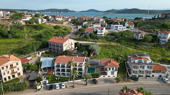 cunda house kucuk otel