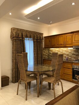 kandy api cottage