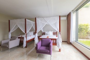 ngalawa hotel and resort