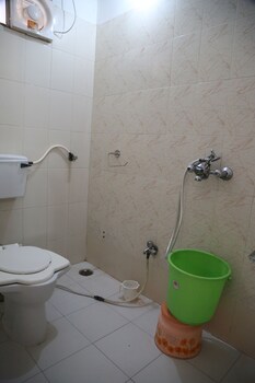 Besta Ville Tejasvini,Beawar>>Ajmer,3 star