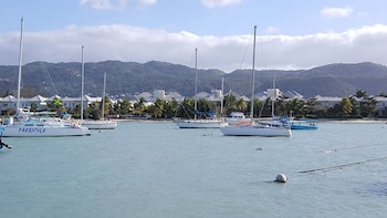 casa marina montego bay at seawind