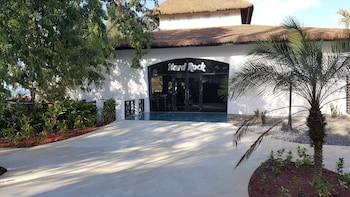 casa marina montego bay at seawind