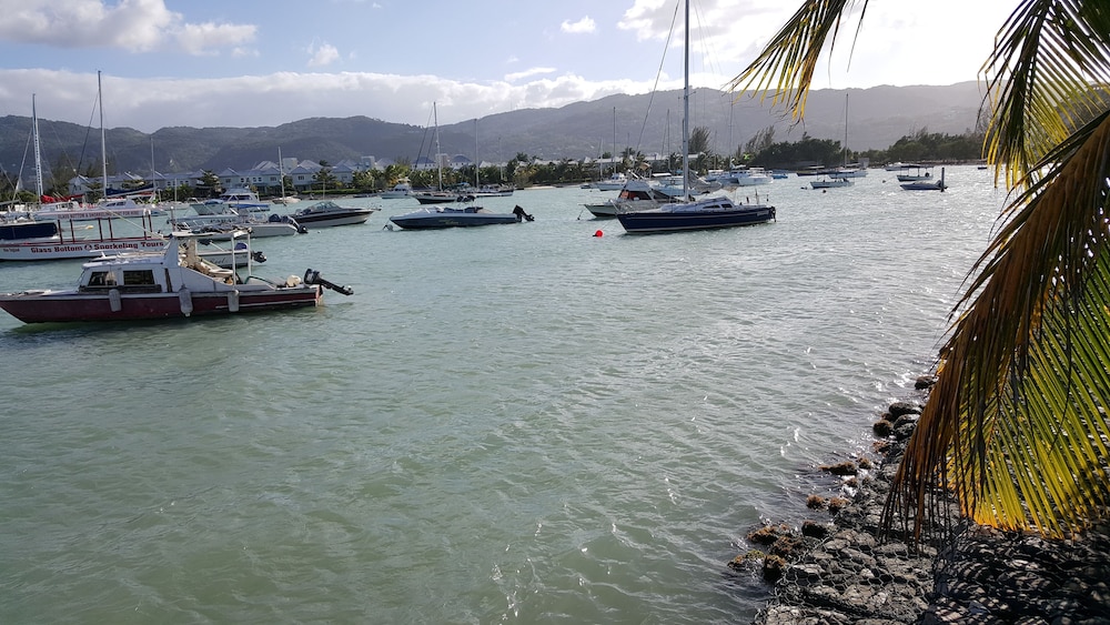 casa marina montego bay at seawind