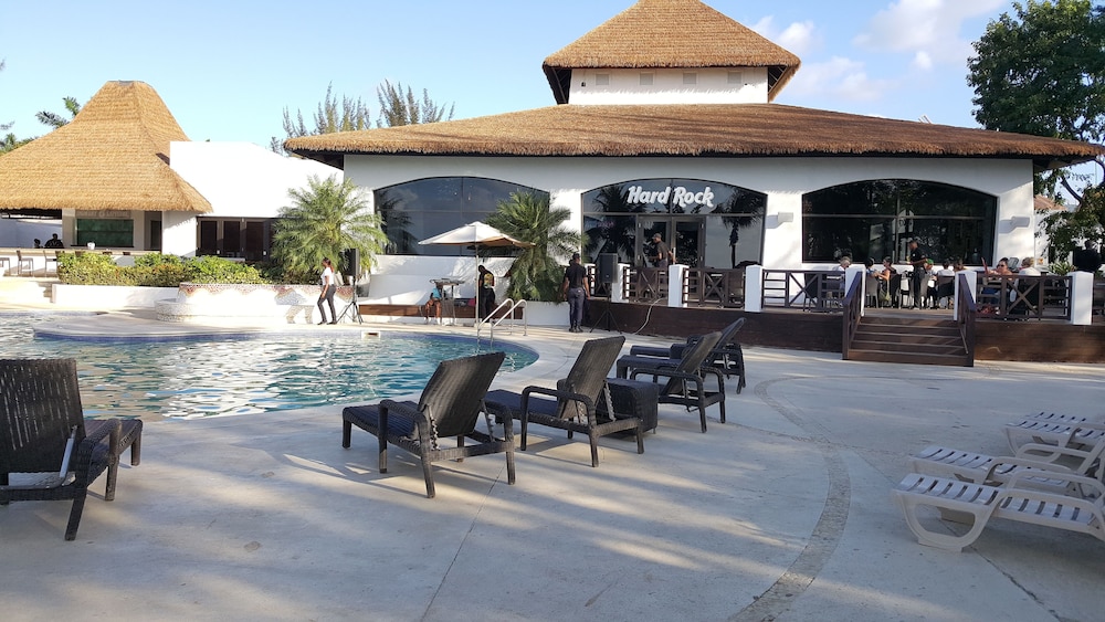 casa marina montego bay at seawind