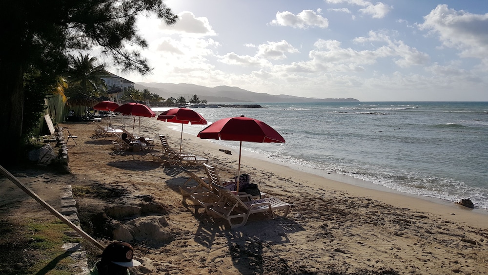 casa marina montego bay at seawind