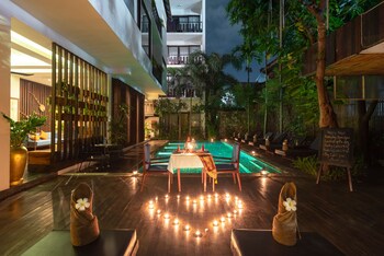 king rock residence