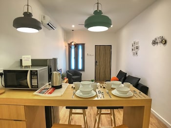 ibook4 deluxe 2 bedroom gurney suite by ibook homestay