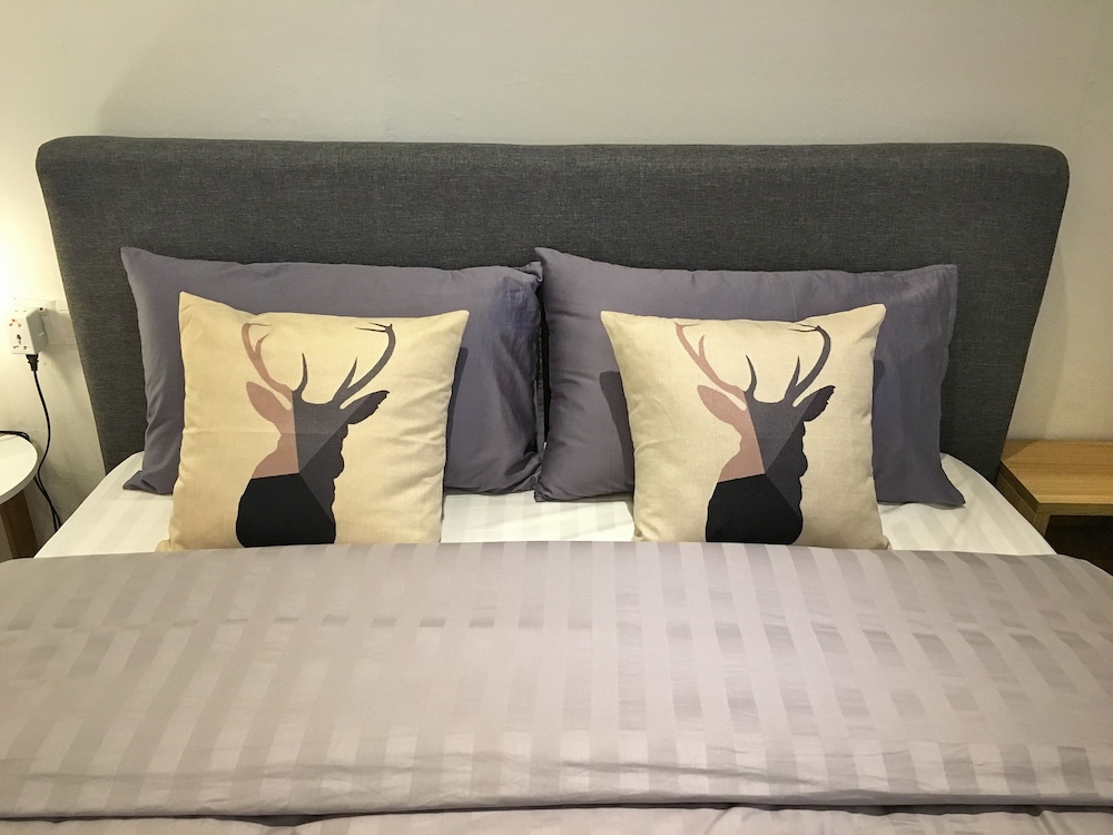 ibook4 deluxe 2 bedroom gurney suite by ibook homestay