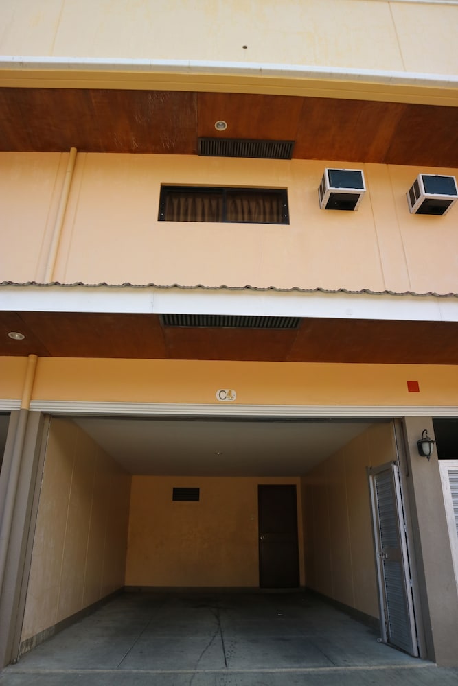 casa palmera tourist inn