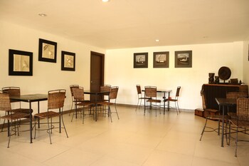 casa palmera tourist inn