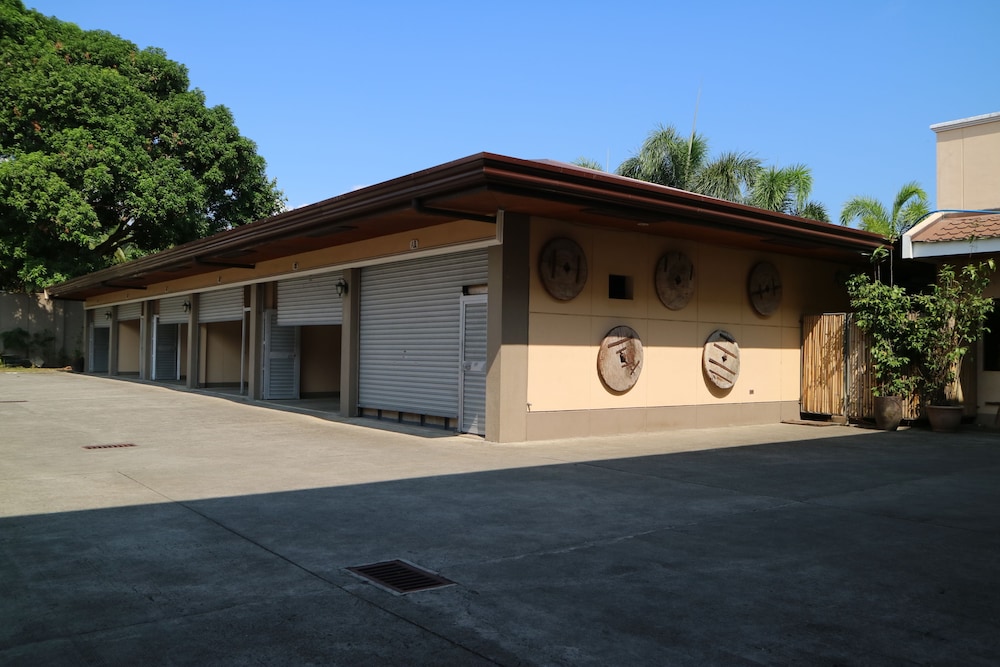 casa palmera tourist inn