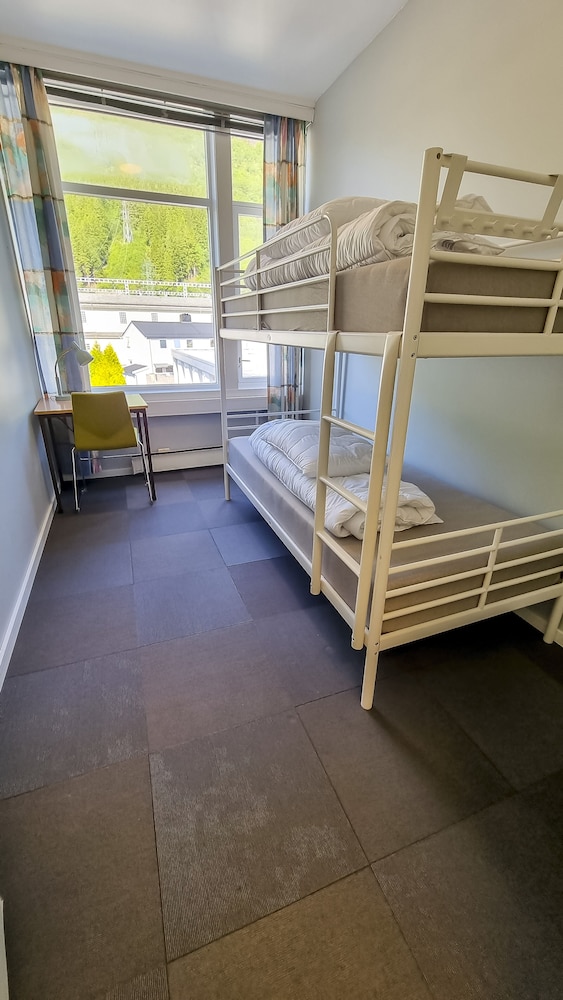 hi bergen hostel montana