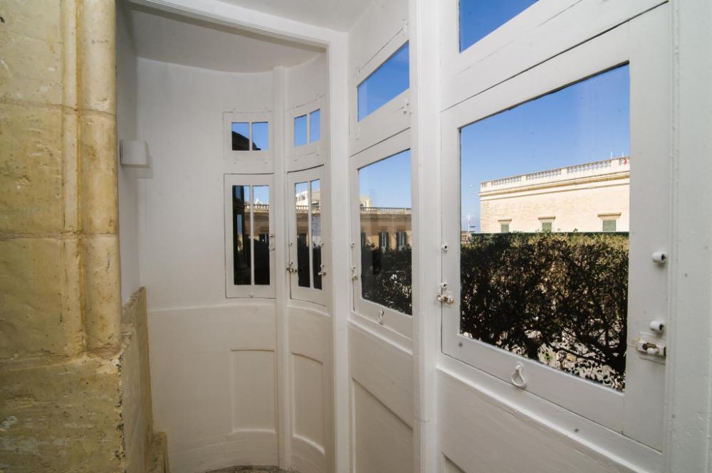 u collection suites and apartments