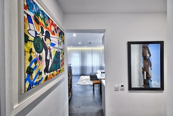 u collection suites and apartments